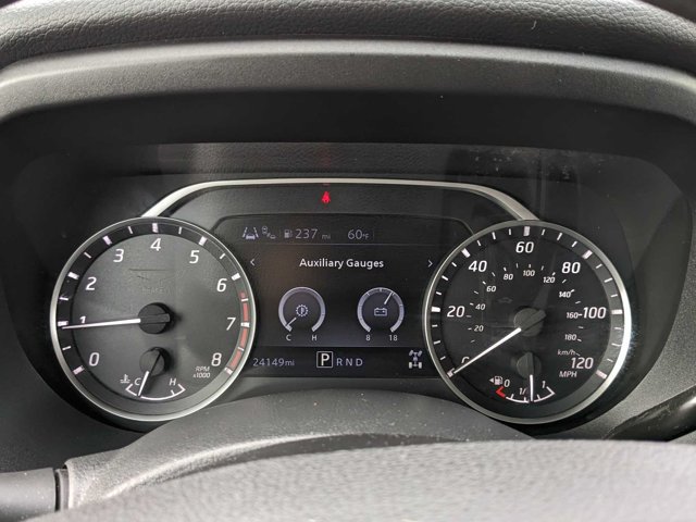 Used 2023 Nissan Titan SV AWD/4WD image 15
