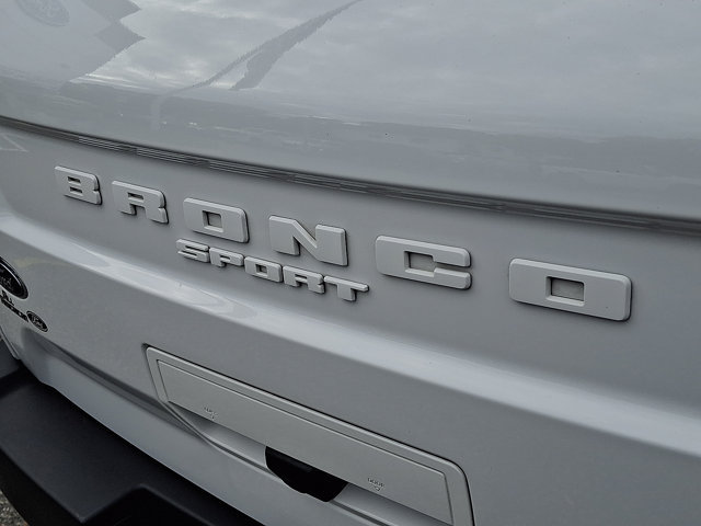 Certified 2024 Ford Bronco Sport Outer Banks w/ Tech Package AWD/4WD image 16