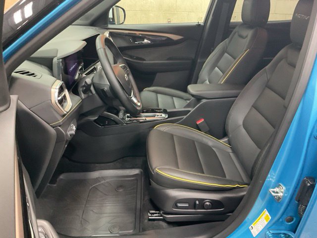 Used 2025 Chevrolet TrailBlazer ACTIV w/ Convenience Package AWD/4WD image 6