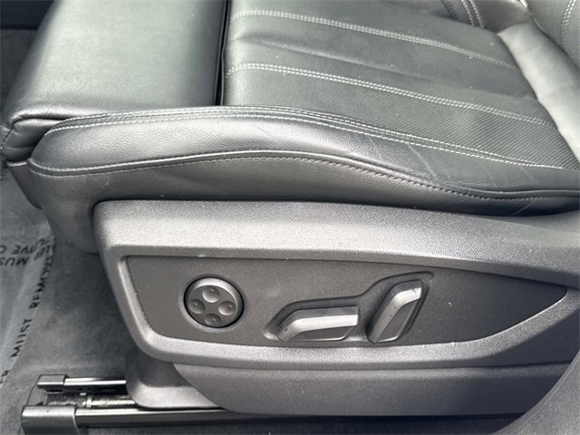 Used 2022 Audi SQ5 Prestige image 19