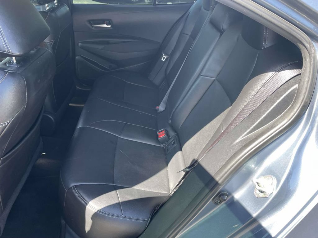 Used 2020 Toyota Corolla LE FWD image 12