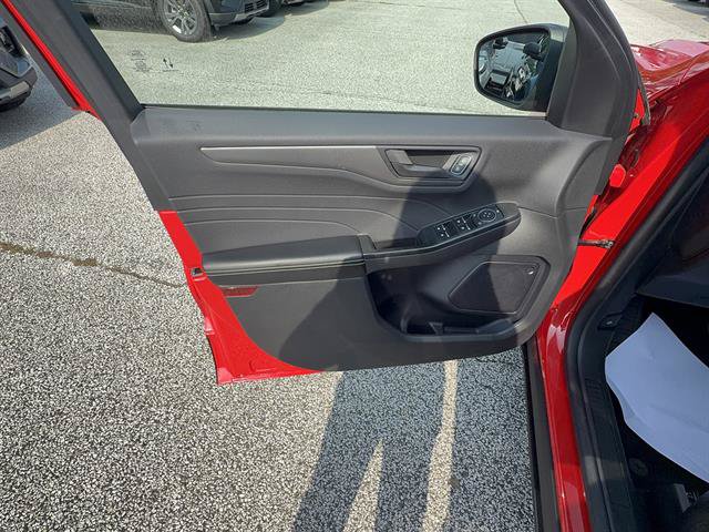 Certified 2024 Ford Escape Active AWD/4WD image 11