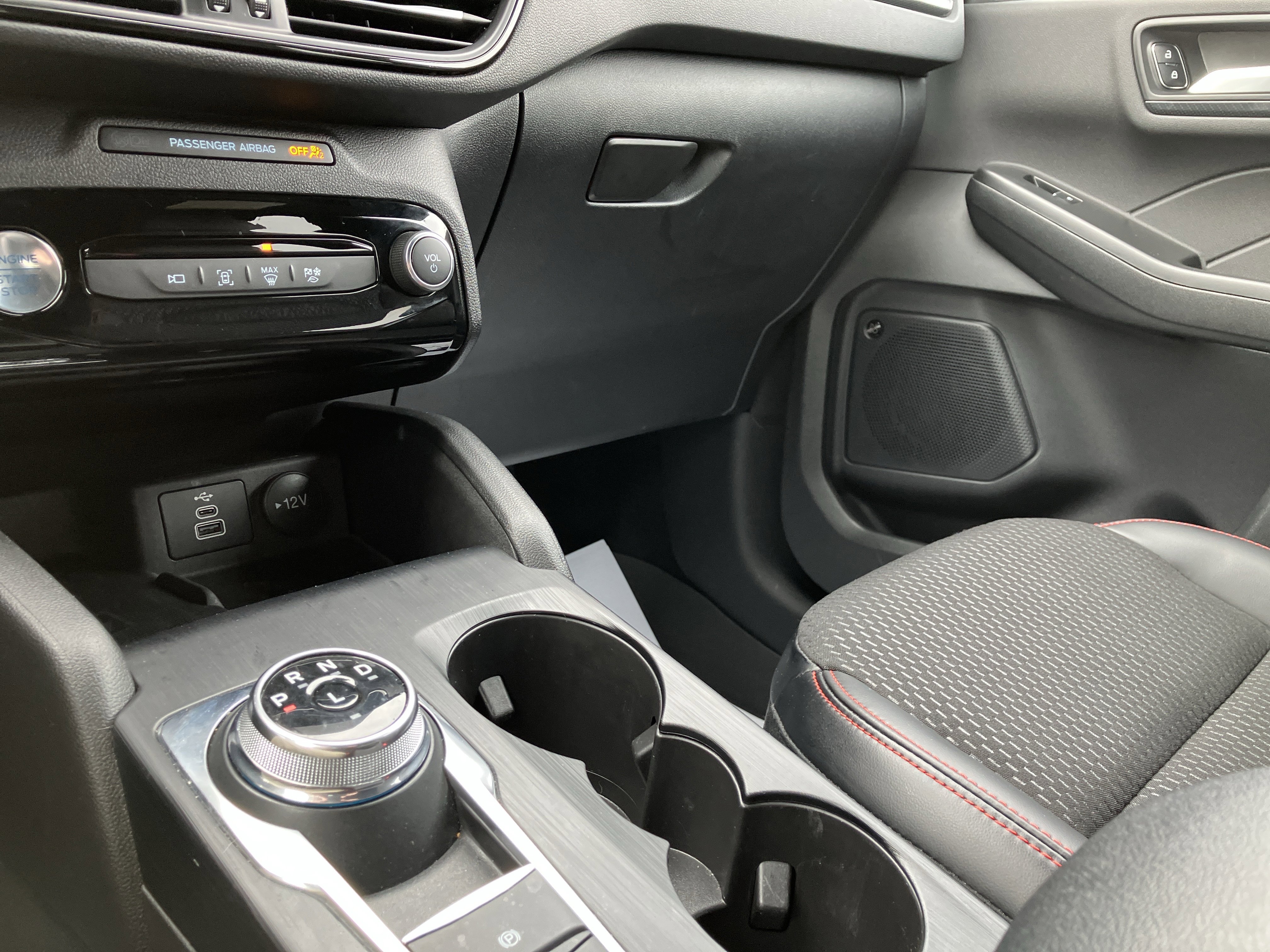 Certified 2025 Ford Escape ST-Line Elite w/ Tech Pack #2 image 28