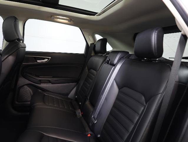 Certified 2024 Ford Edge SEL w/ Convenience Package image 9