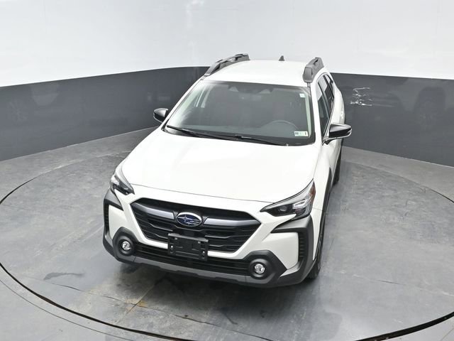 Used 2025 Subaru Outback Premium AWD/4WD image 16