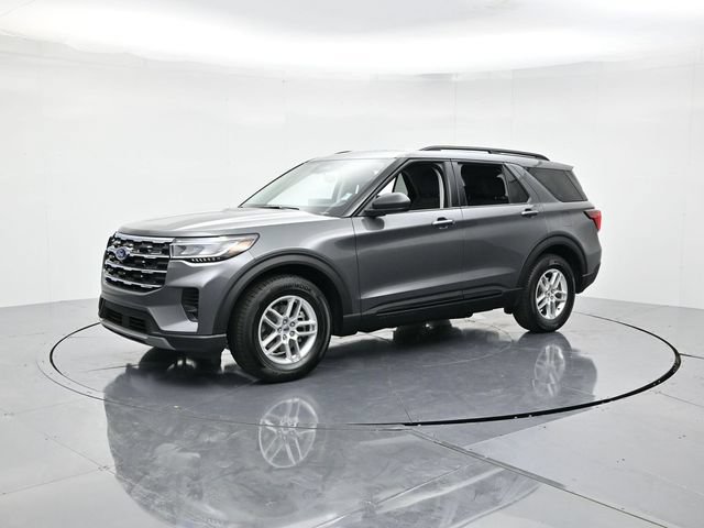 Certified 2026 Ford Explorer Active RWD image 5