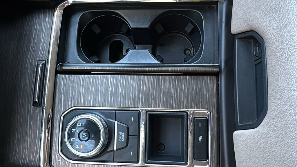 Certified 2023 Ford Expedition Limited image 15