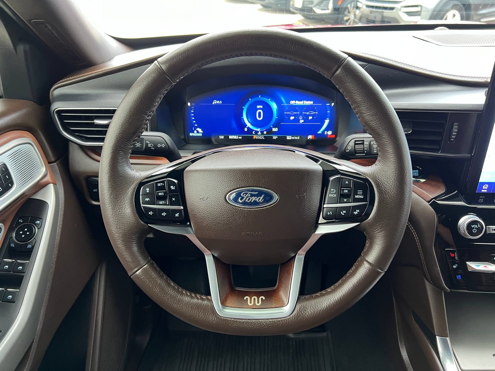 Certified 2024 Ford Explorer King Ranch w/ Technology Package AWD/4WD image 26