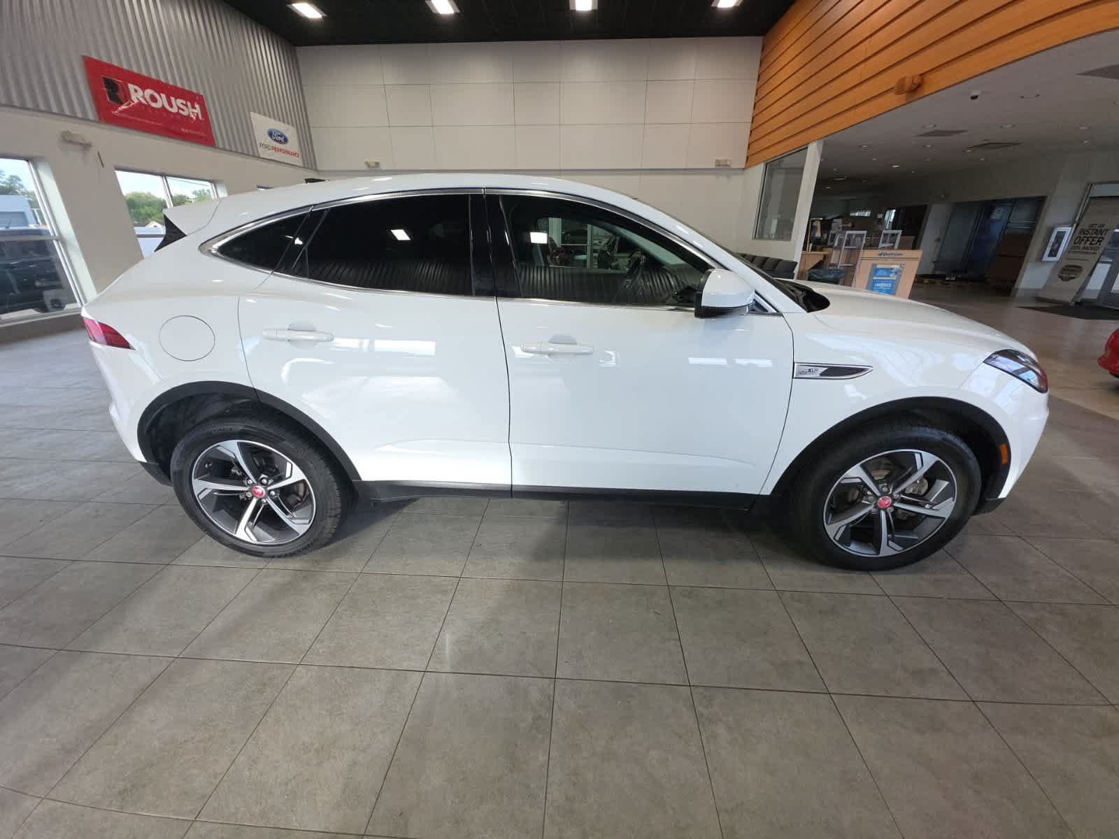 Used 2022 Jaguar E-PACE SE AWD/4WD image 5