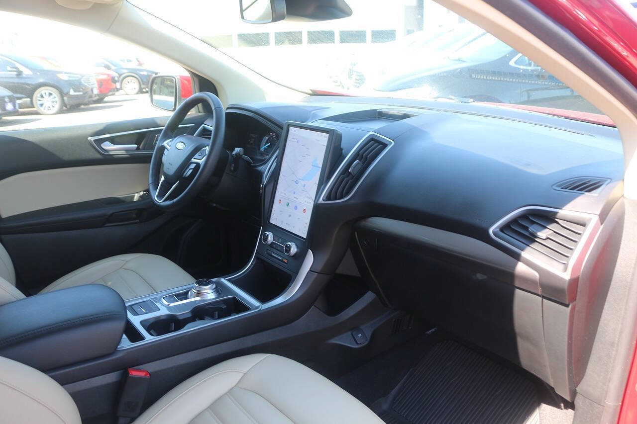 Certified 2023 Ford Edge SEL w/ Convenience Package AWD/4WD image 31