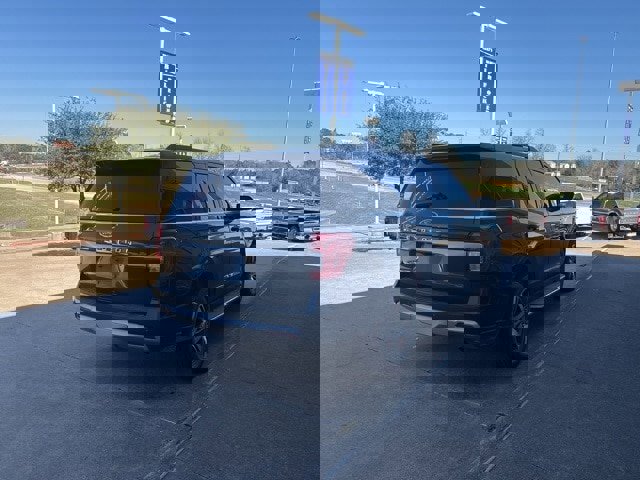 Certified 2022 Ford Expedition XLT image 5