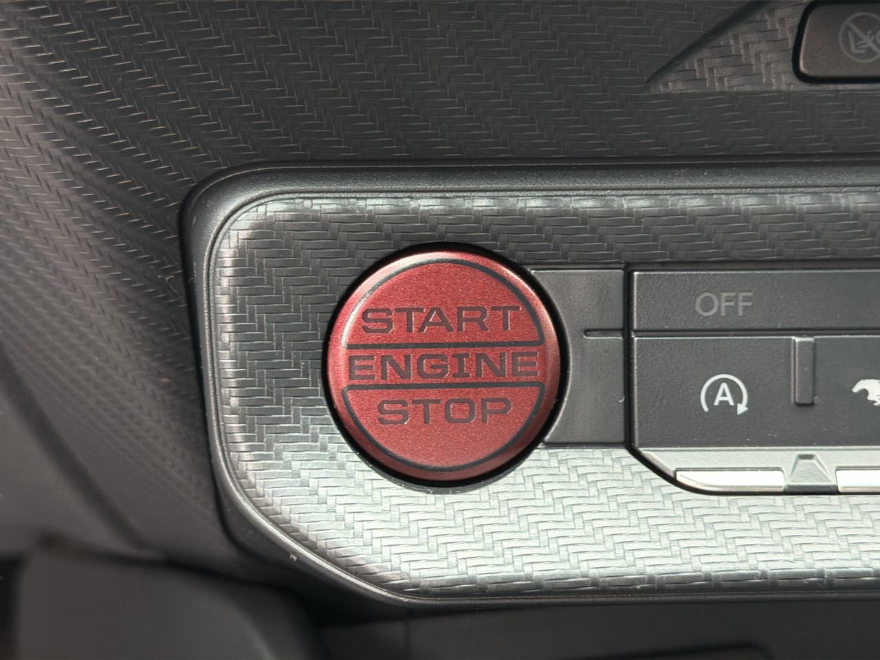Certified 2025 Ford Mustang Coupe RWD image 27