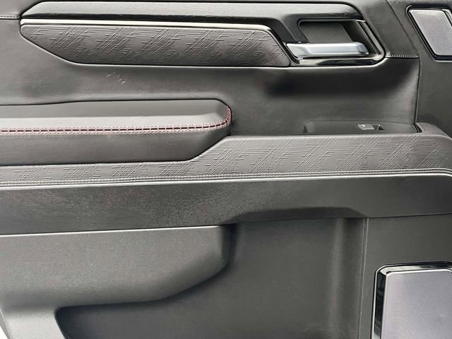Used 2023 GMC Sierra 1500 AT4X image 9