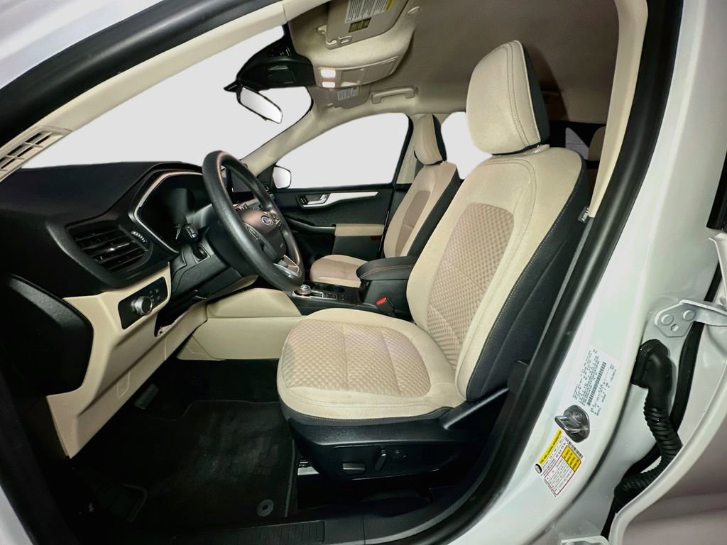 Certified 2020 Ford Escape SE AWD/4WD image 17