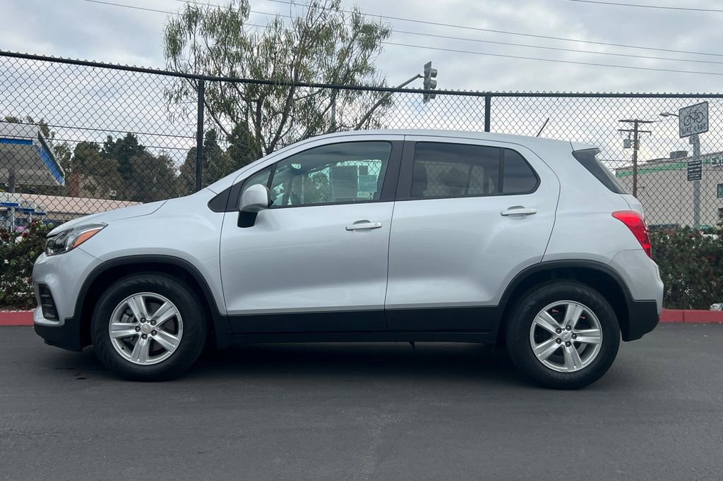Used 2020 Chevrolet Trax LS w/ Tint and Cruise Package image 9