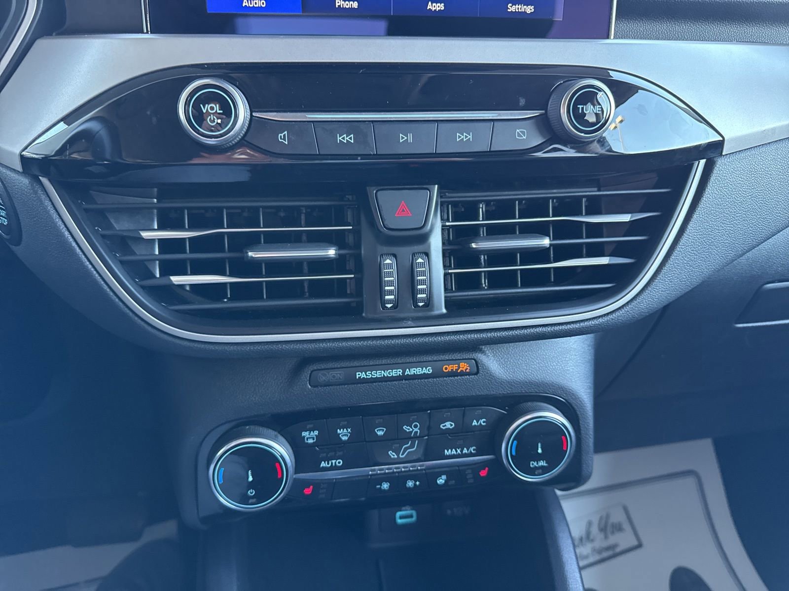 Certified 2022 Ford Escape SEL image 33