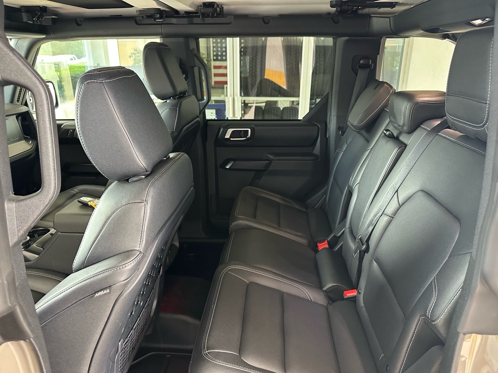 Certified 2025 Ford Bronco Badlands AWD/4WD image 22