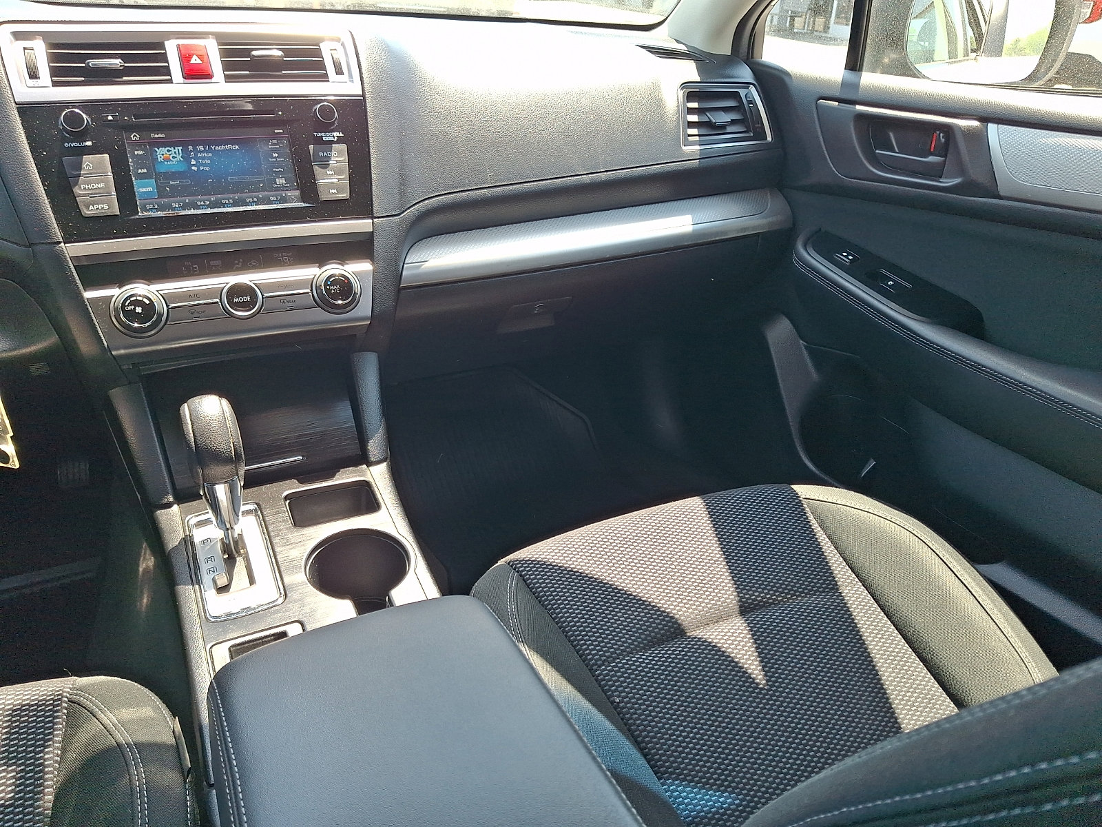 Used 2019 Subaru Outback 2.5i AWD/4WD image 16