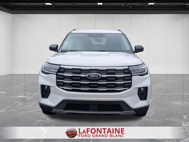 Certified 2025 Ford Explorer Active w/ Active Comfort Package AWD/4WD image 8