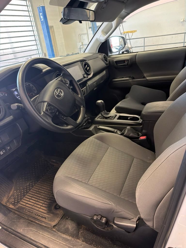 Used 2023 Toyota Tacoma SR AWD/4WD image 2