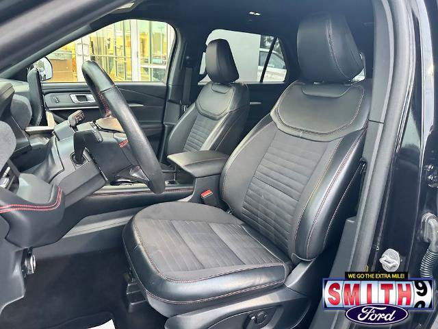 Certified 2025 Ford Explorer ST-Line AWD/4WD image 15