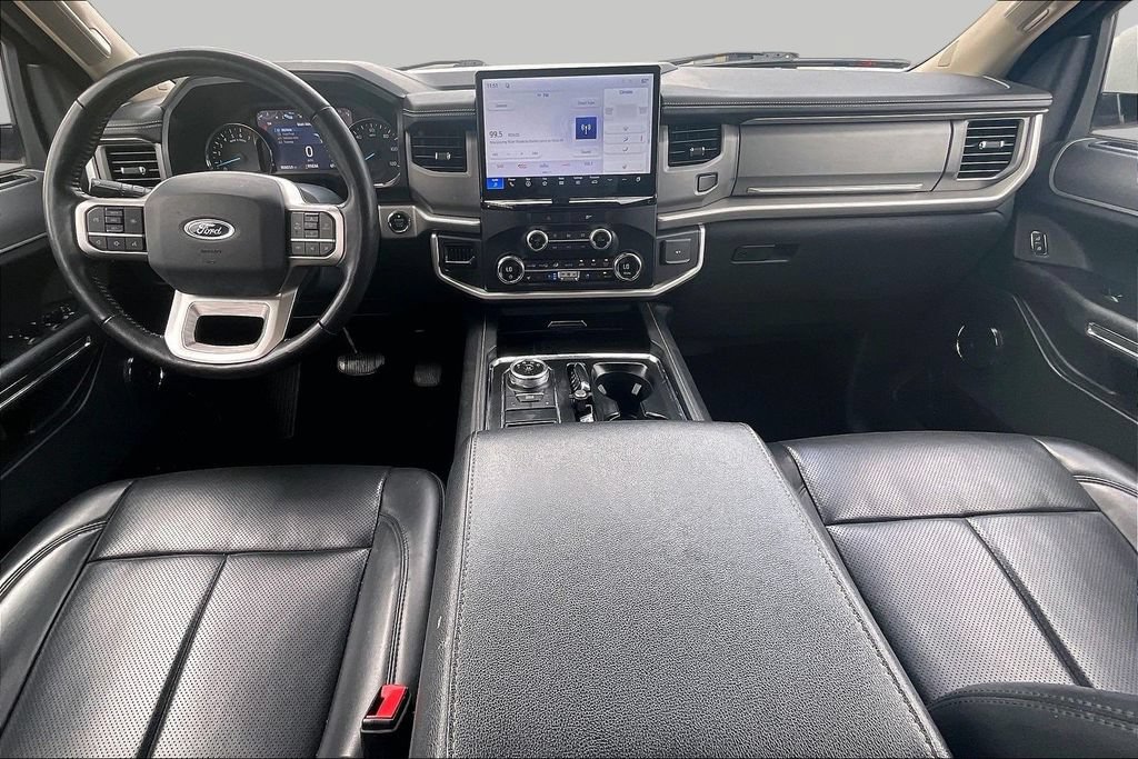 Certified 2022 Ford Expedition XLT RWD image 16