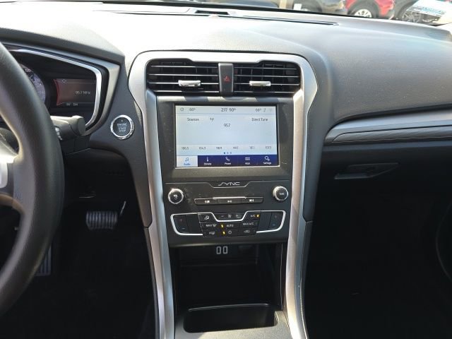Certified 2020 Ford Fusion SE image 19