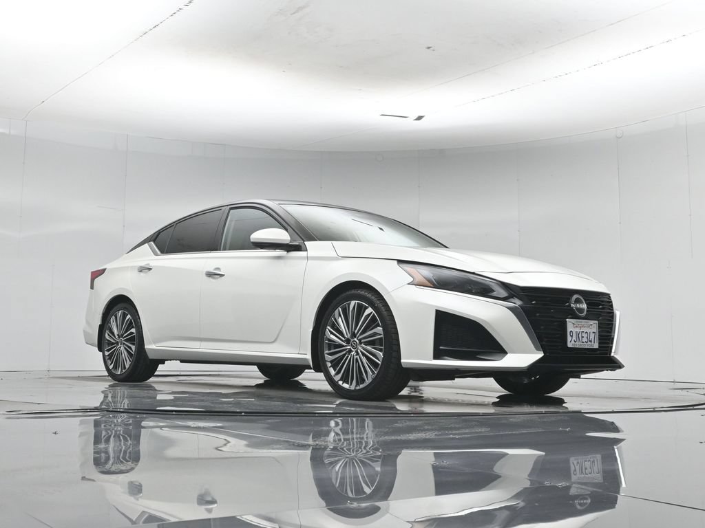 Used 2024 Nissan Altima 2.5 SL FWD image 55