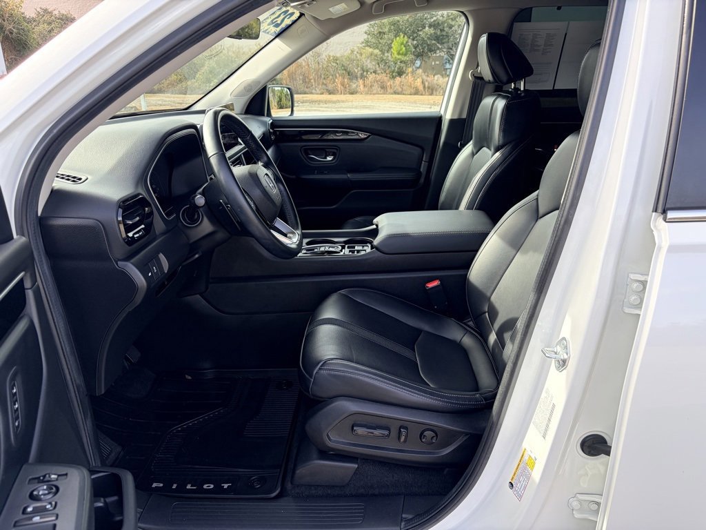 Used 2023 Honda Pilot EX-L image 18