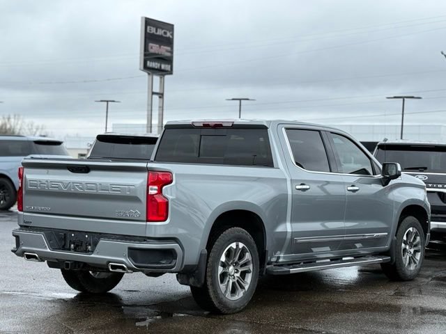 Used 2025 Chevrolet Silverado 1500 High Country AWD/4WD image 39