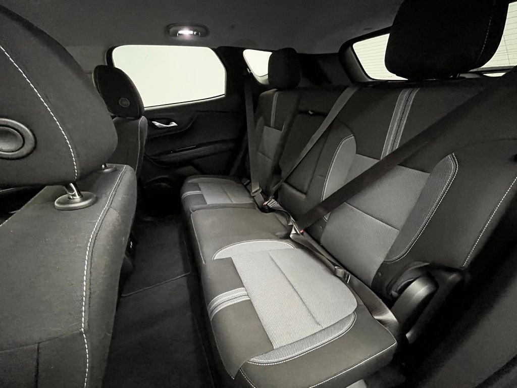 Used 2024 Chevrolet Blazer LT image 30