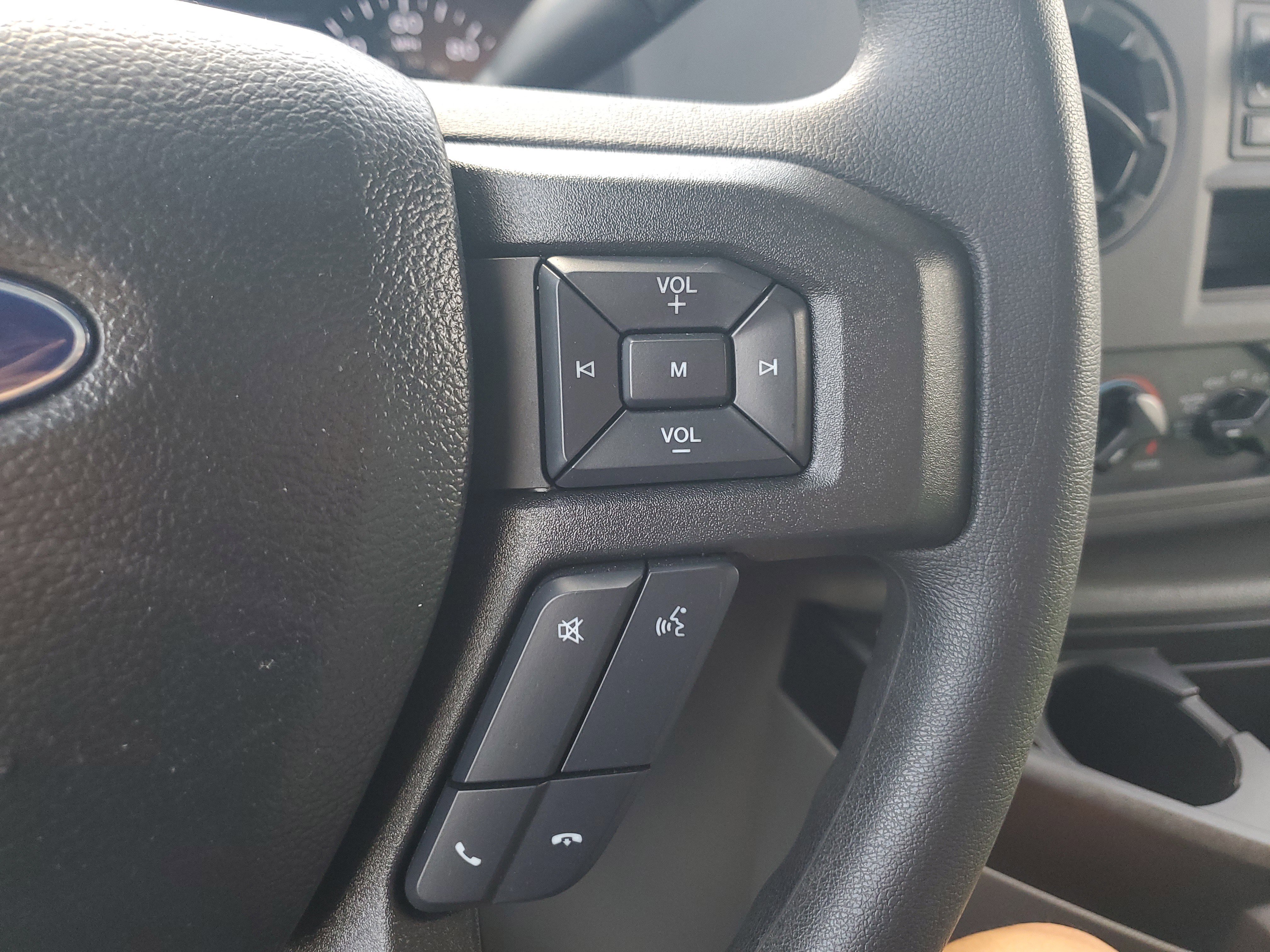 Certified 2024 Ford E-450 and Econoline 450 Super Duty w/ Driver's Safety Package image 19