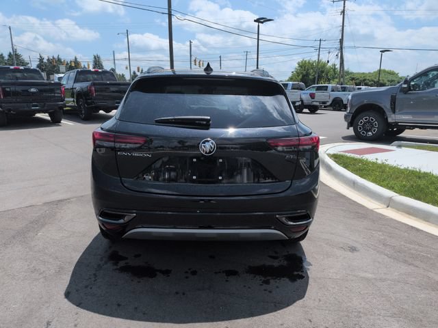 Used 2021 Buick Envision Essence w/ Sport Touring Package FWD image 4