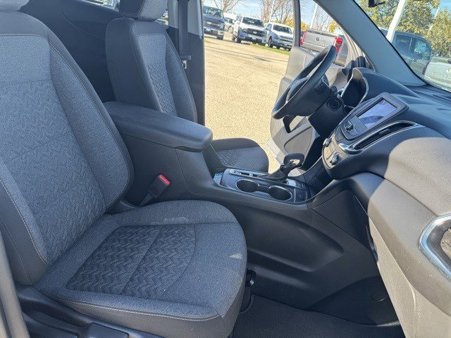 Used 2023 Chevrolet Equinox LT w/ Driver Convenience Package image 33