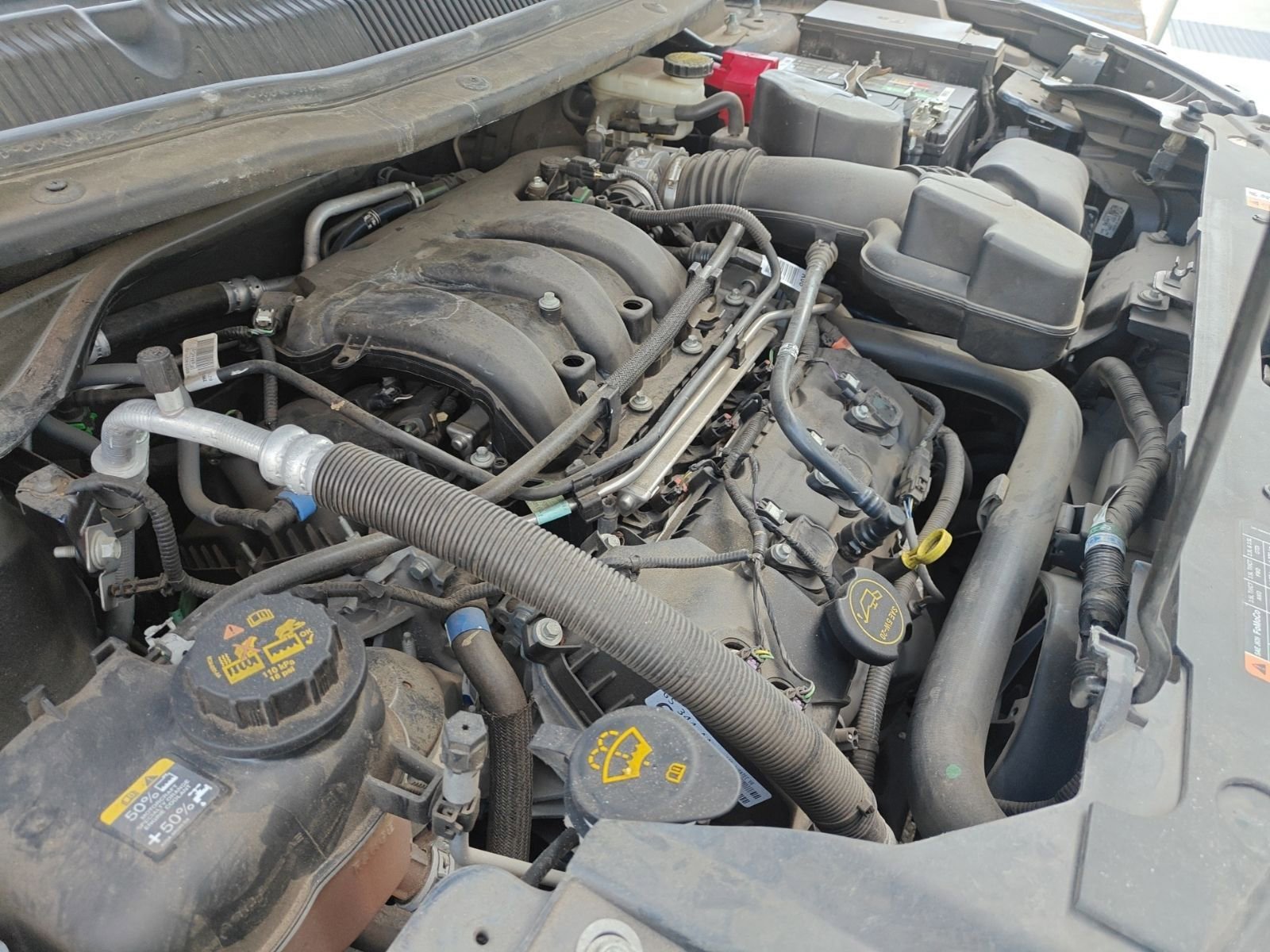 Certified 2018 Ford Explorer XLT w/ Equipment Group 202A FWD image 10
