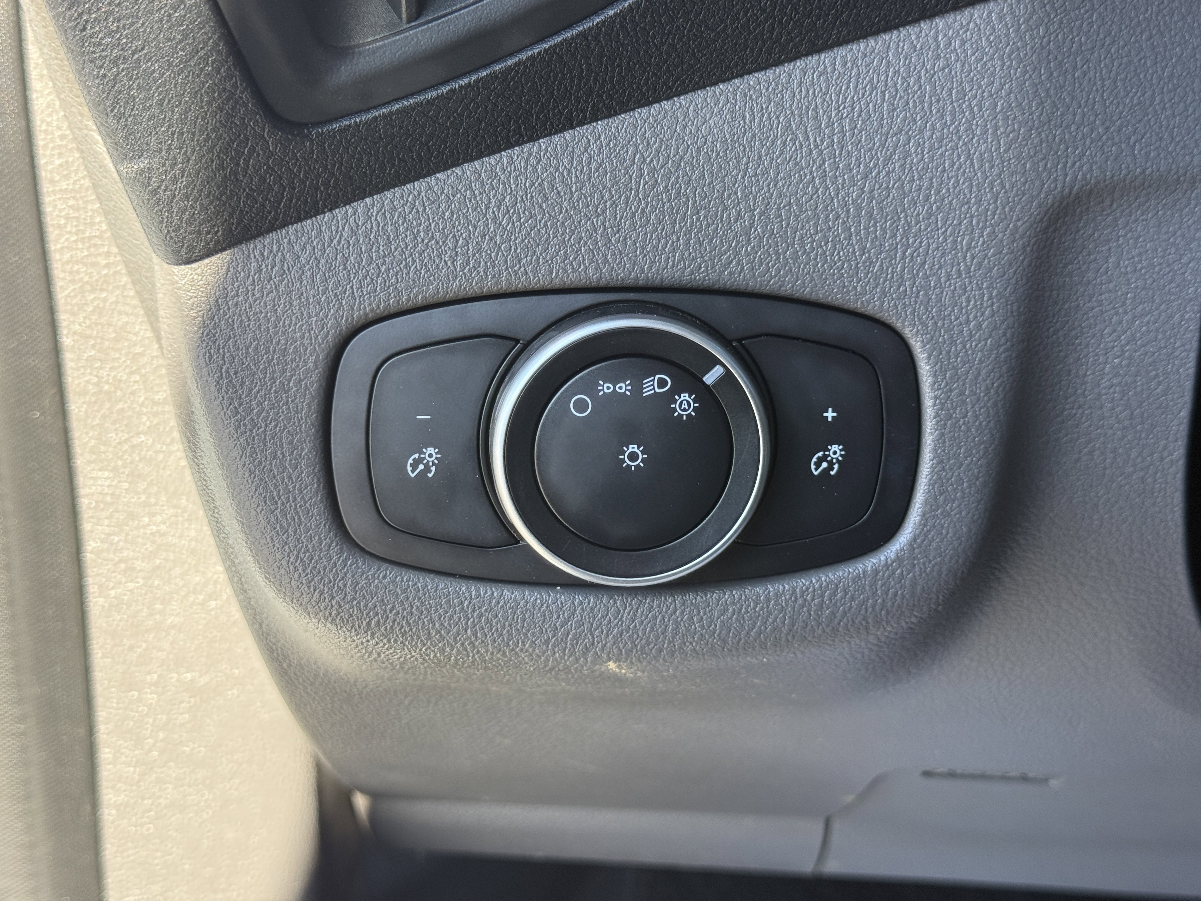 Certified 2020 Ford Transit Connect XL image 21