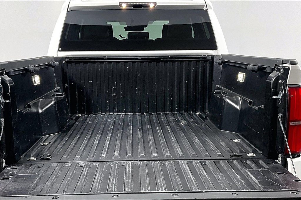 Used 2024 Toyota Tacoma TRD Sport RWD image 32