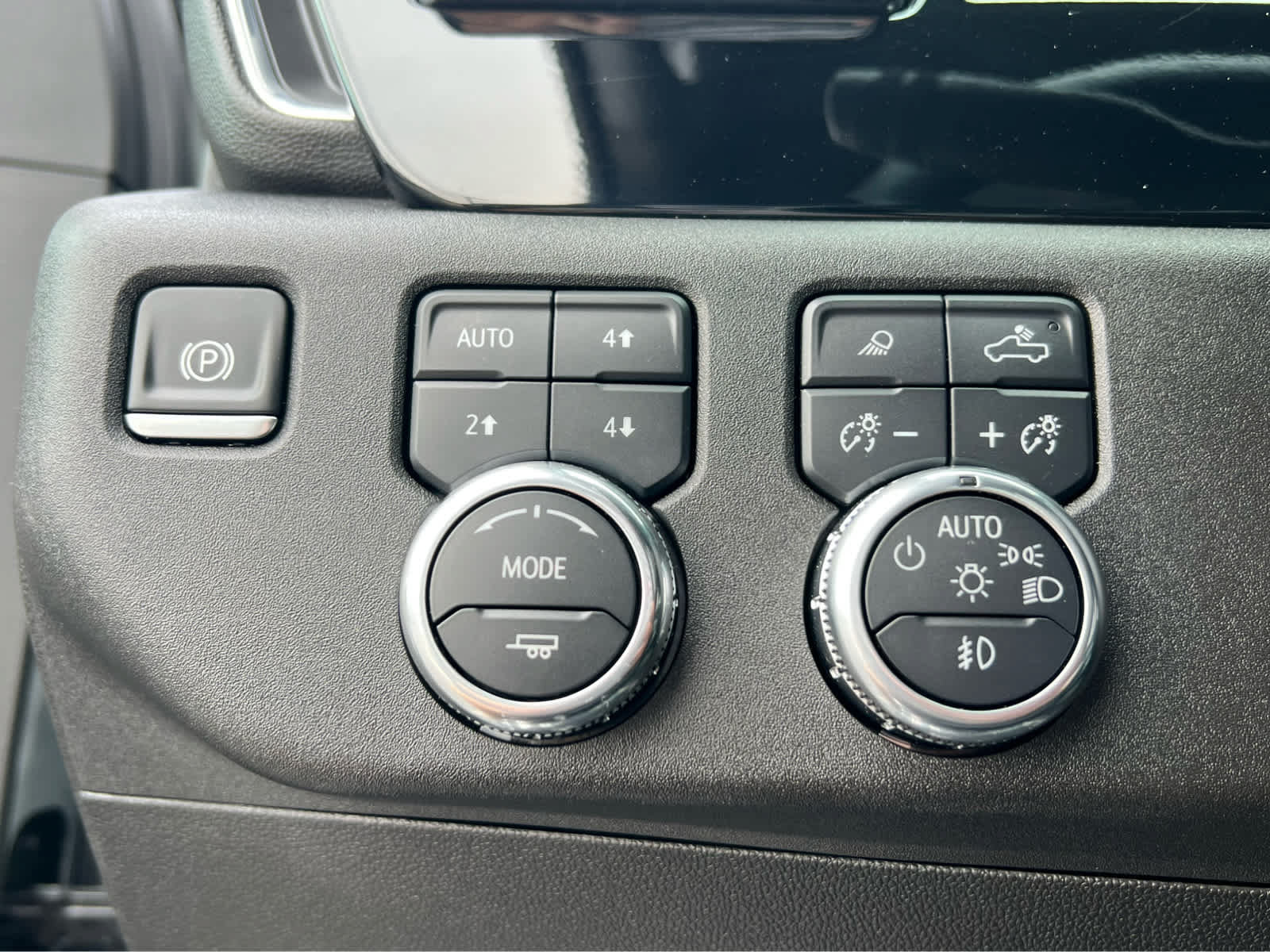 Used 2025 GMC Sierra 3500 SLT AWD/4WD image 30