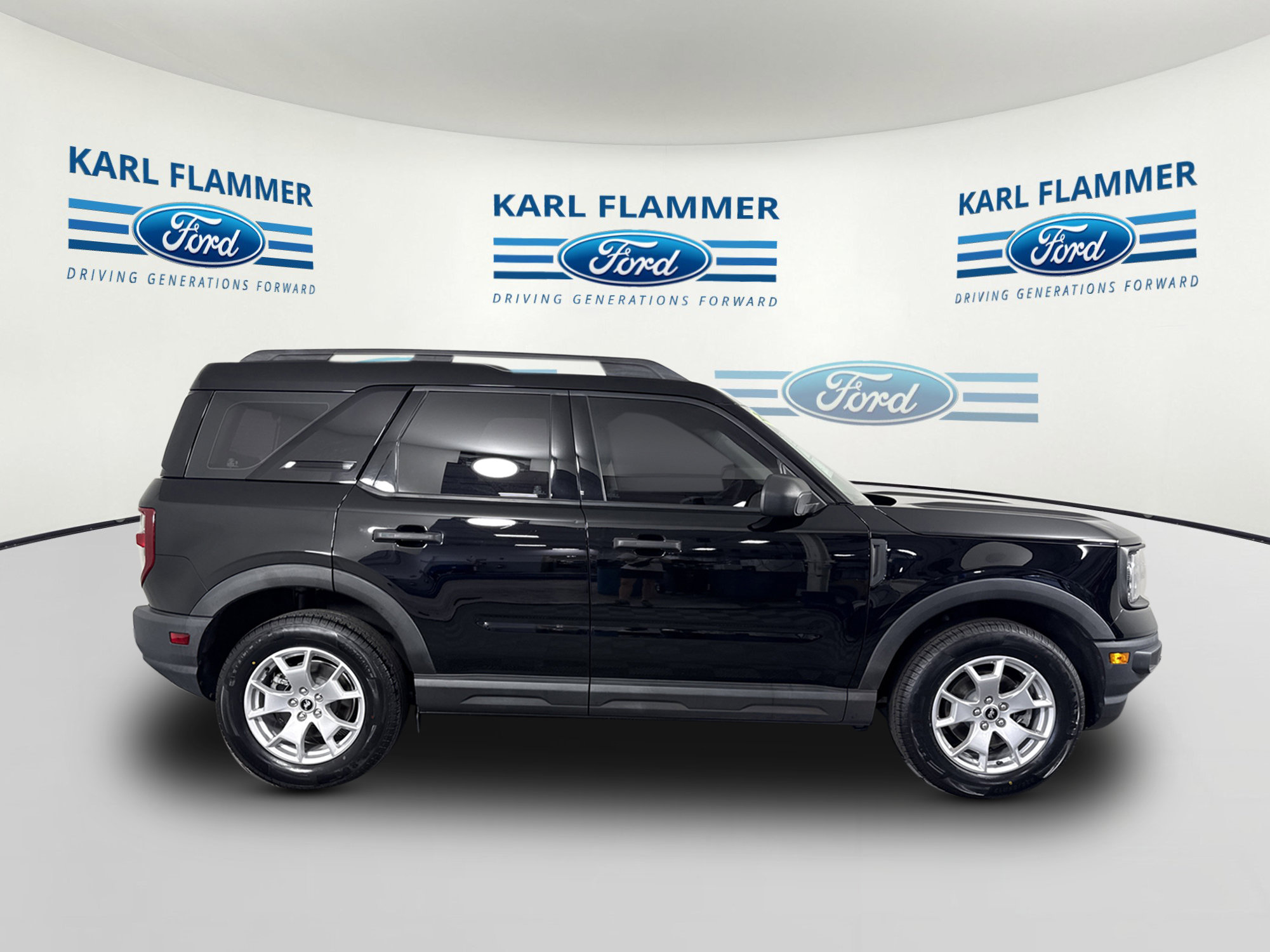 Certified 2021 Ford Bronco Sport AWD/4WD image 2