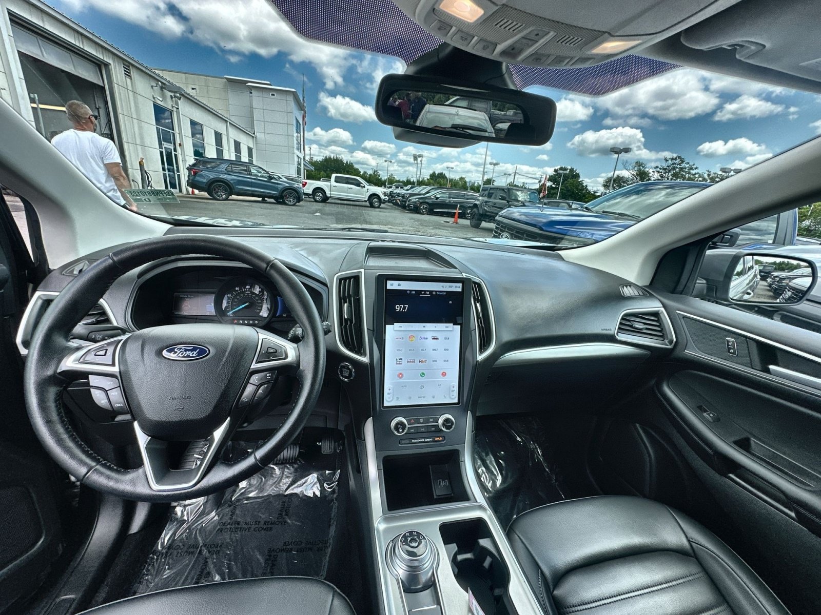 Certified 2022 Ford Edge SEL w/ Convenience Package AWD/4WD image 31