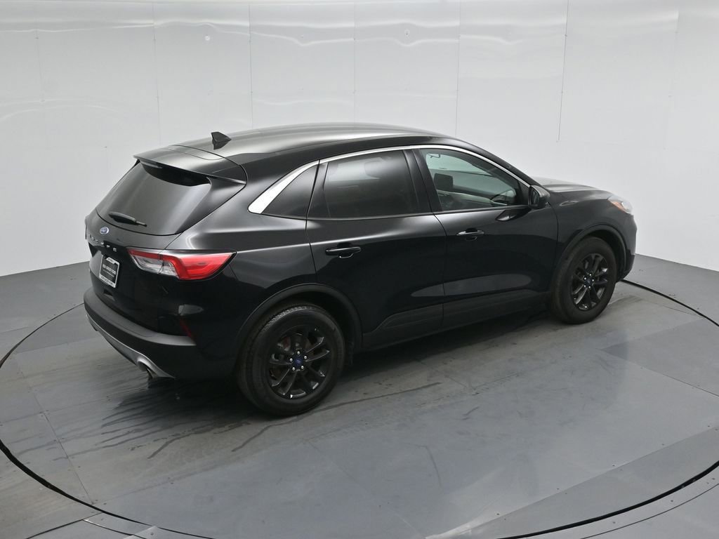 Certified 2022 Ford Escape SE image 40