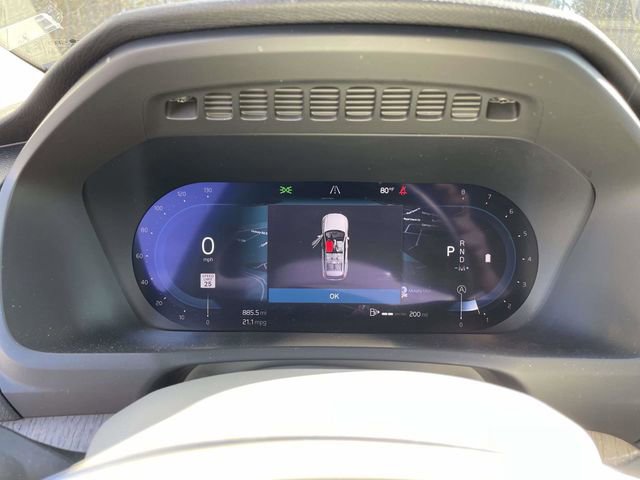 Used 2024 Volvo XC90 B5 Plus w/ Protection Package Premier image 22