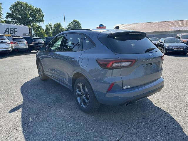 Certified 2024 Ford Escape ST-Line w/ Tech Pack #1 AWD/4WD image 4