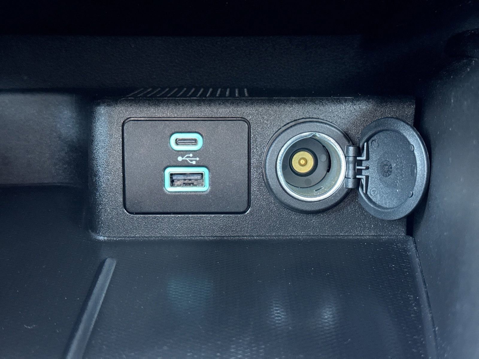 Certified 2023 Ford Escape ST-Line w/ Tech Pack #1 image 31