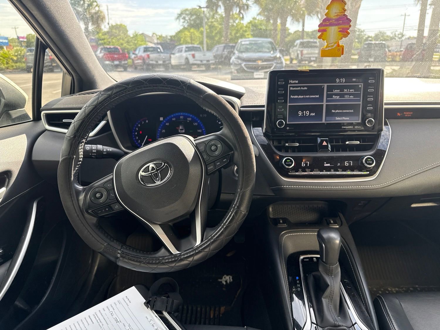 Used 2019 Toyota Corolla XSE FWD image 12