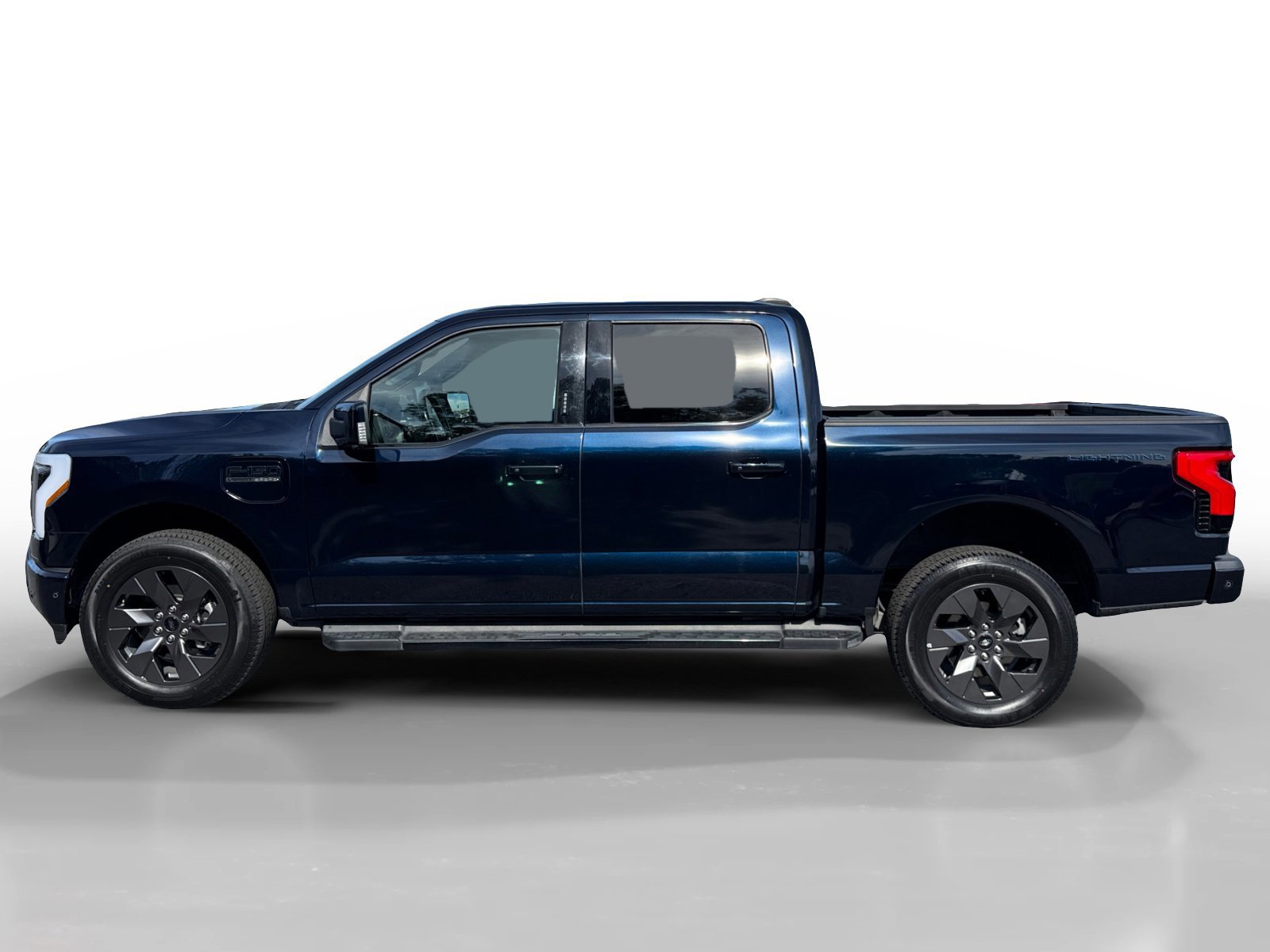 Certified 2022 Ford F150 Lightning Lariat image 6