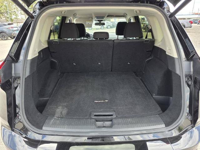 Used 2025 Nissan Rogue SV FWD image 8