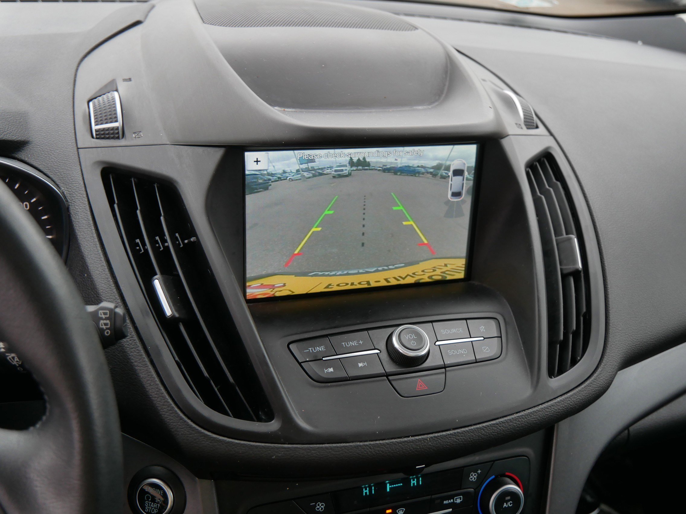 Certified 2019 Ford Escape SEL image 35