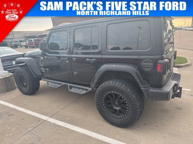 Used 2019 Jeep Wrangler Unlimited Sahara AWD/4WD image 6