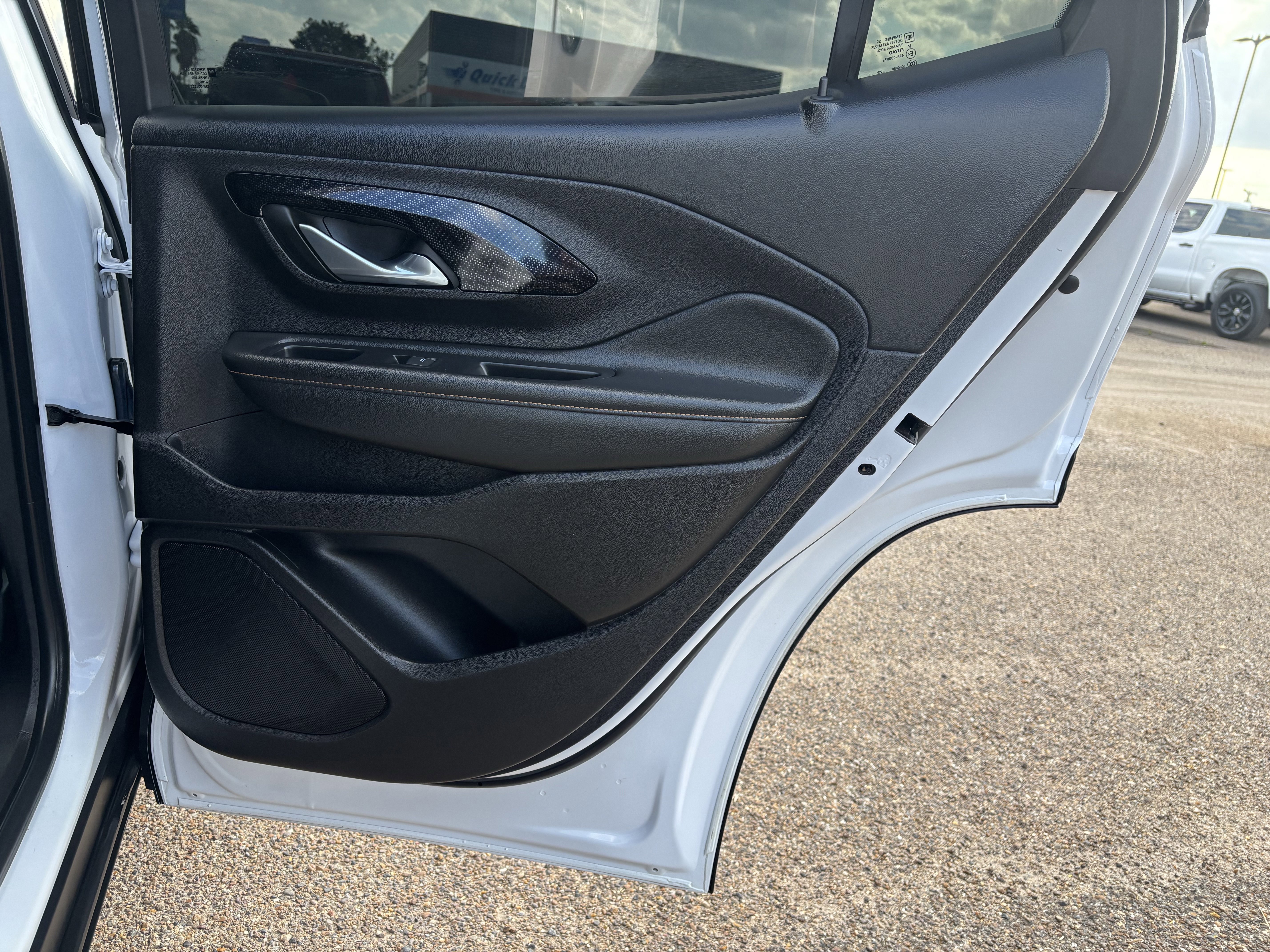 Used 2024 GMC Terrain AT4 w/ Infotainment Package II image 21